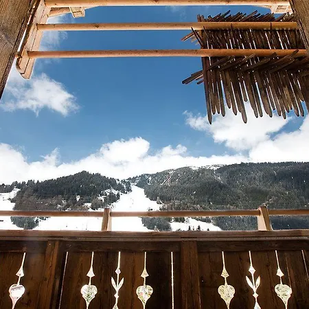 Raffl's Tyrol فندق